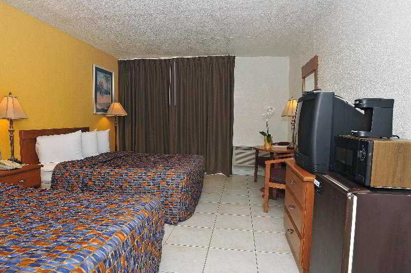 Days Inn By Wyndham Neptune Beach Джэксонвилл-Бич Экстерьер фото