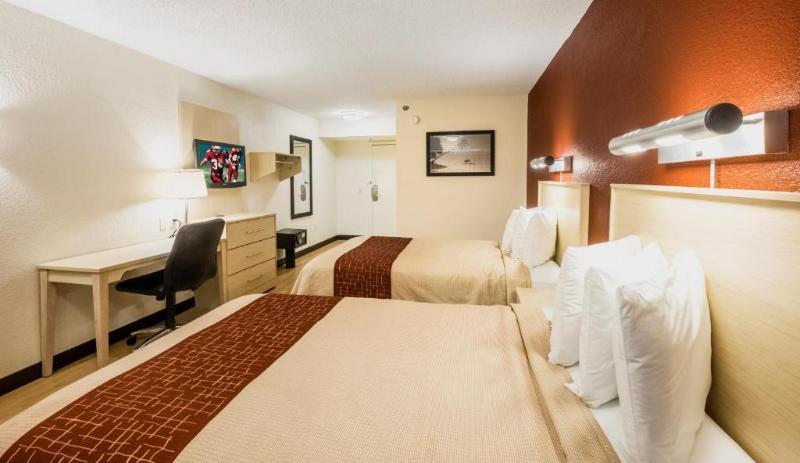 Days Inn By Wyndham Neptune Beach Джэксонвилл-Бич Экстерьер фото